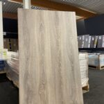 Design Floor Egger Oak Rough-Cut Grey( sous-couche en liège) - 7.5MM