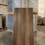 Rigid Click PVC Mahogany Brown Oak – 8MM(Sous-couche en liège)