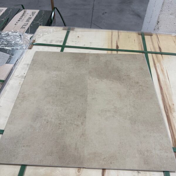 Rigid Click PVC Tegel Coral DN8604-002 – 4,5MM (Vloer & Wand)