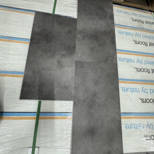 (LOT 31,2m²): Rigid Click PVC Kalinafloor Marble Anthraciet 99 &#8211; 5,5MM