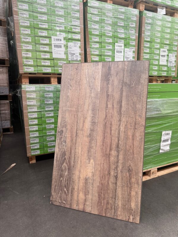 Laminate Buffalo Bayou Oak - 9MM (2MM Integrated Underlay + Water-Resistant)