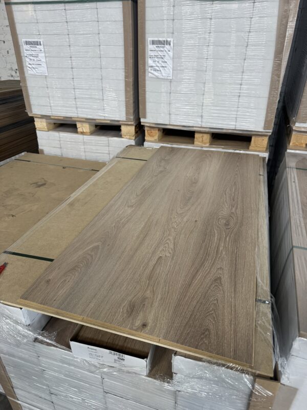 Laminate Egger FALTERONA - 8MM