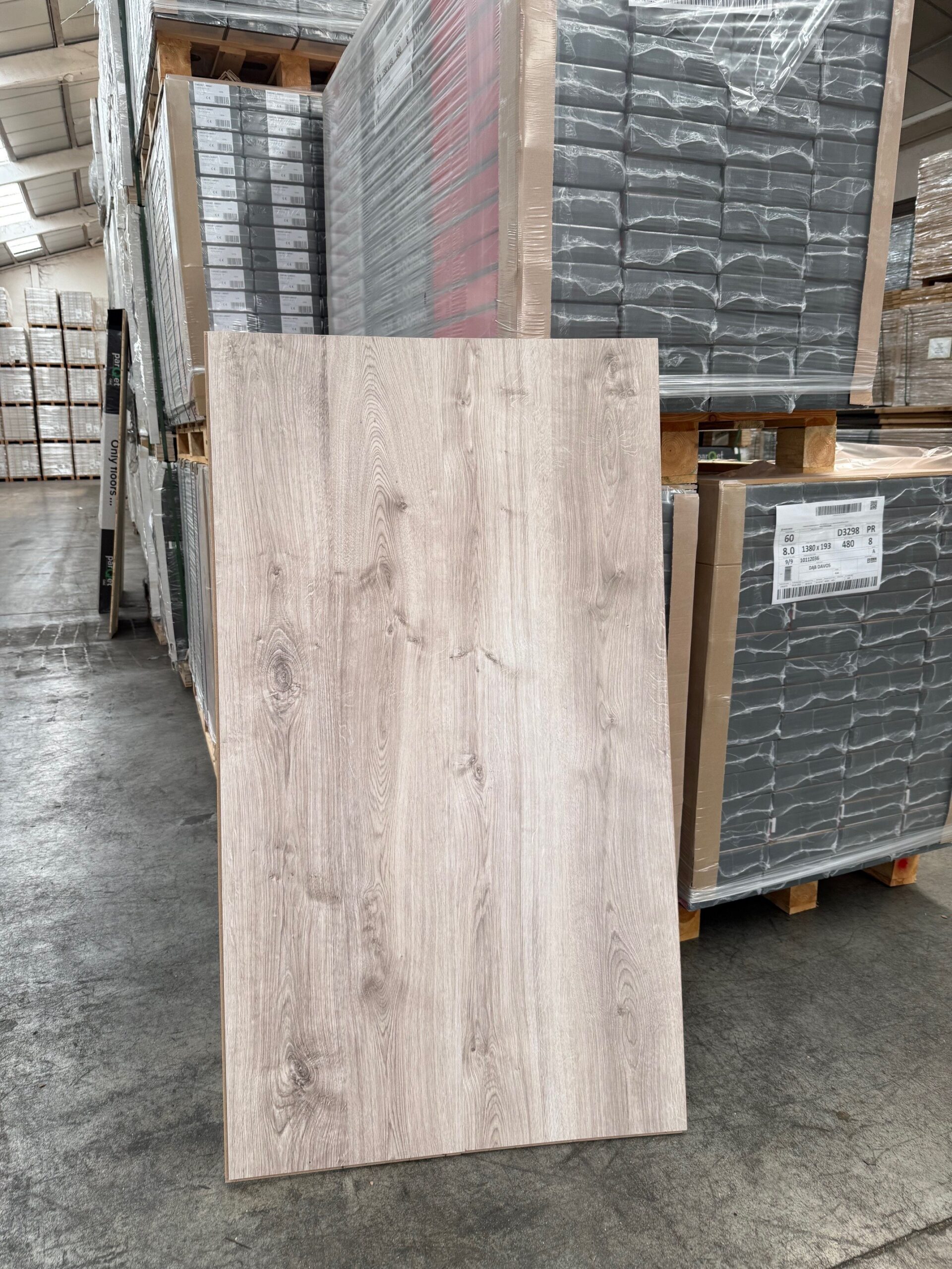 Stratifié Swiss Krono D3298 Farchet – 8MM