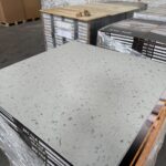 Rigid Click SPC Yukon Stone (DN4516-4) 900MM x 450MM - 6MM (Geïntegreerde ondervloer)